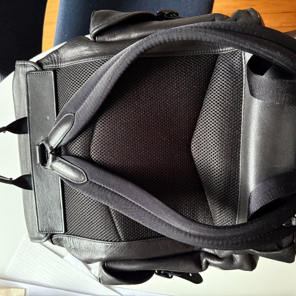 Coach Black Leather Hitch Backpack - Picture 4 of 6